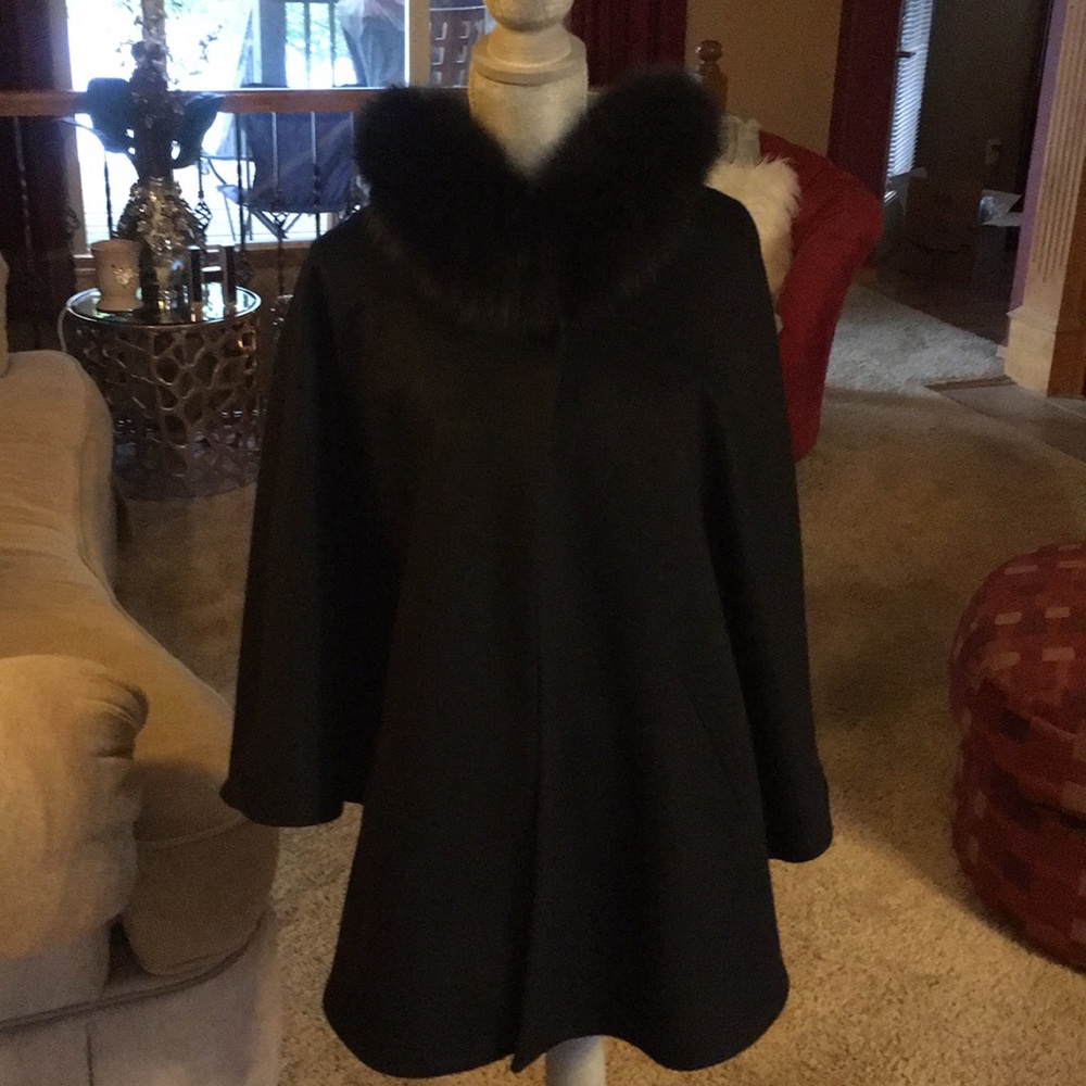 Katherine Kelly Black Fox Fur hooded Cape Poncho